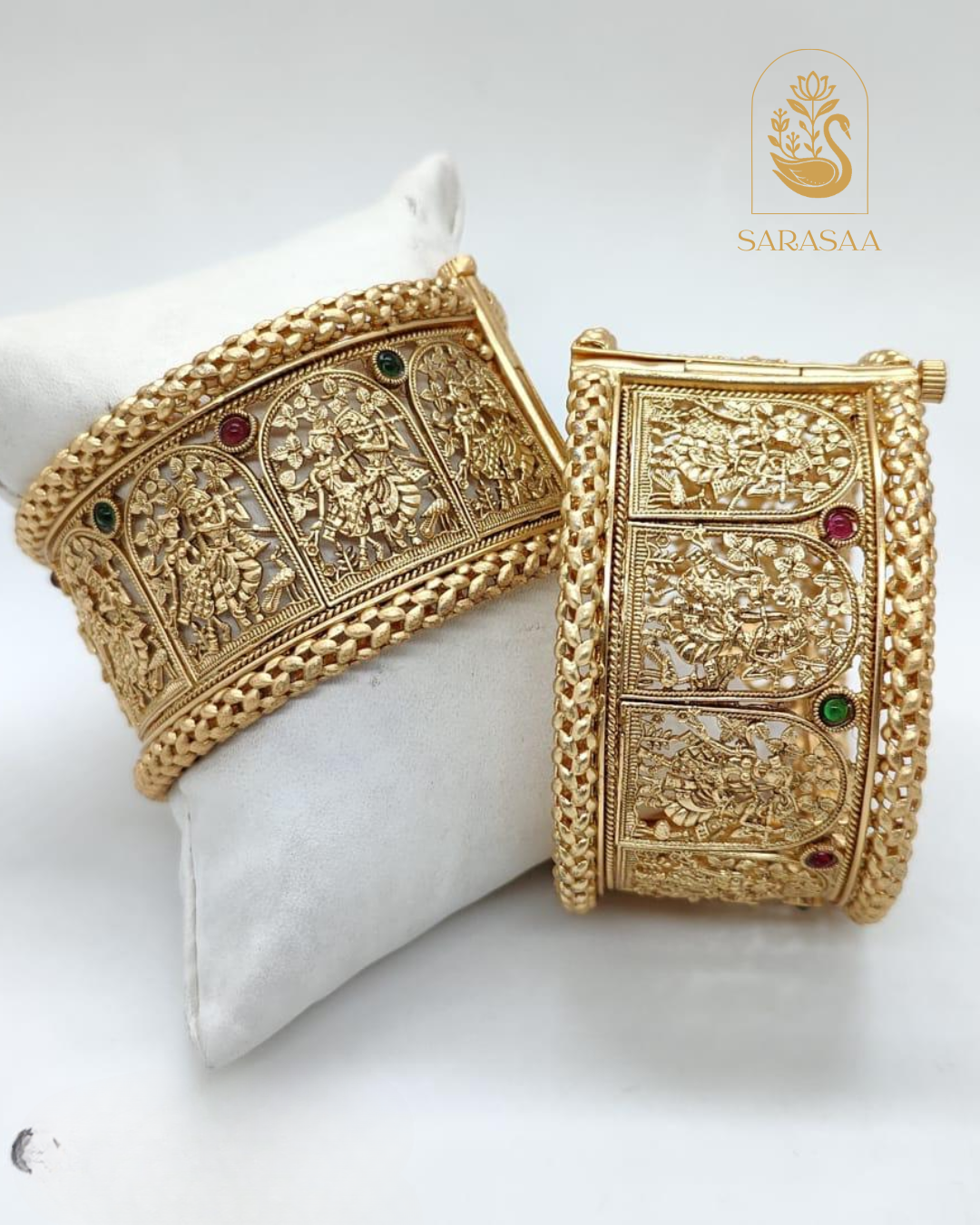 Sarasaa Antique Rajwadi Gold Plated Radha Krishna Temple Design Kada Bangles - 268