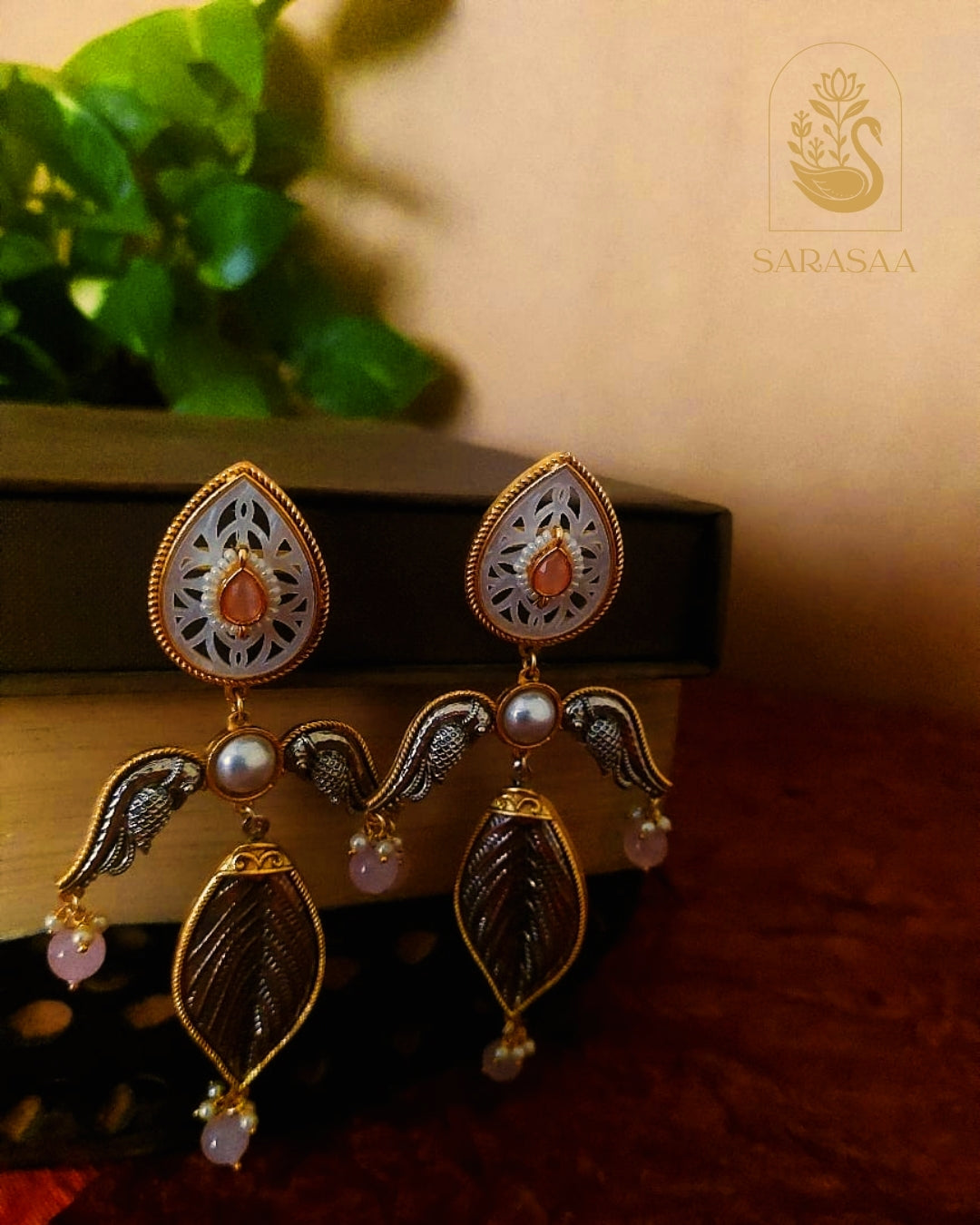 Dual Tone 3 Leaves Jhumka Earrings - Pink - 113