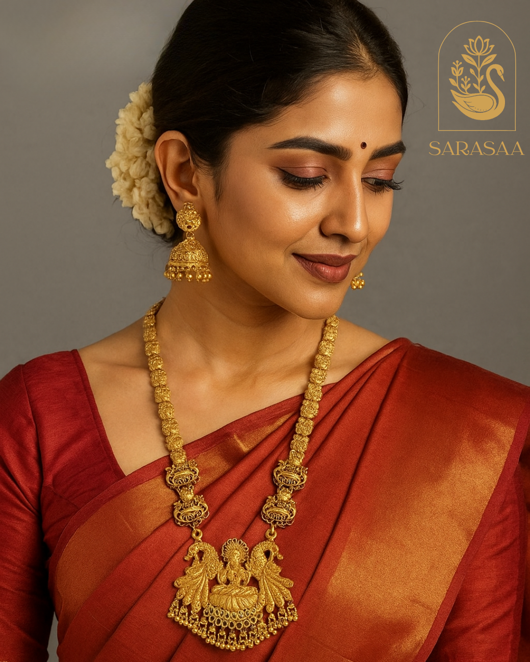 Sarasaa Traditional Gajalakshmi Design Temple Jewellery Necklace Set with Earrings.
