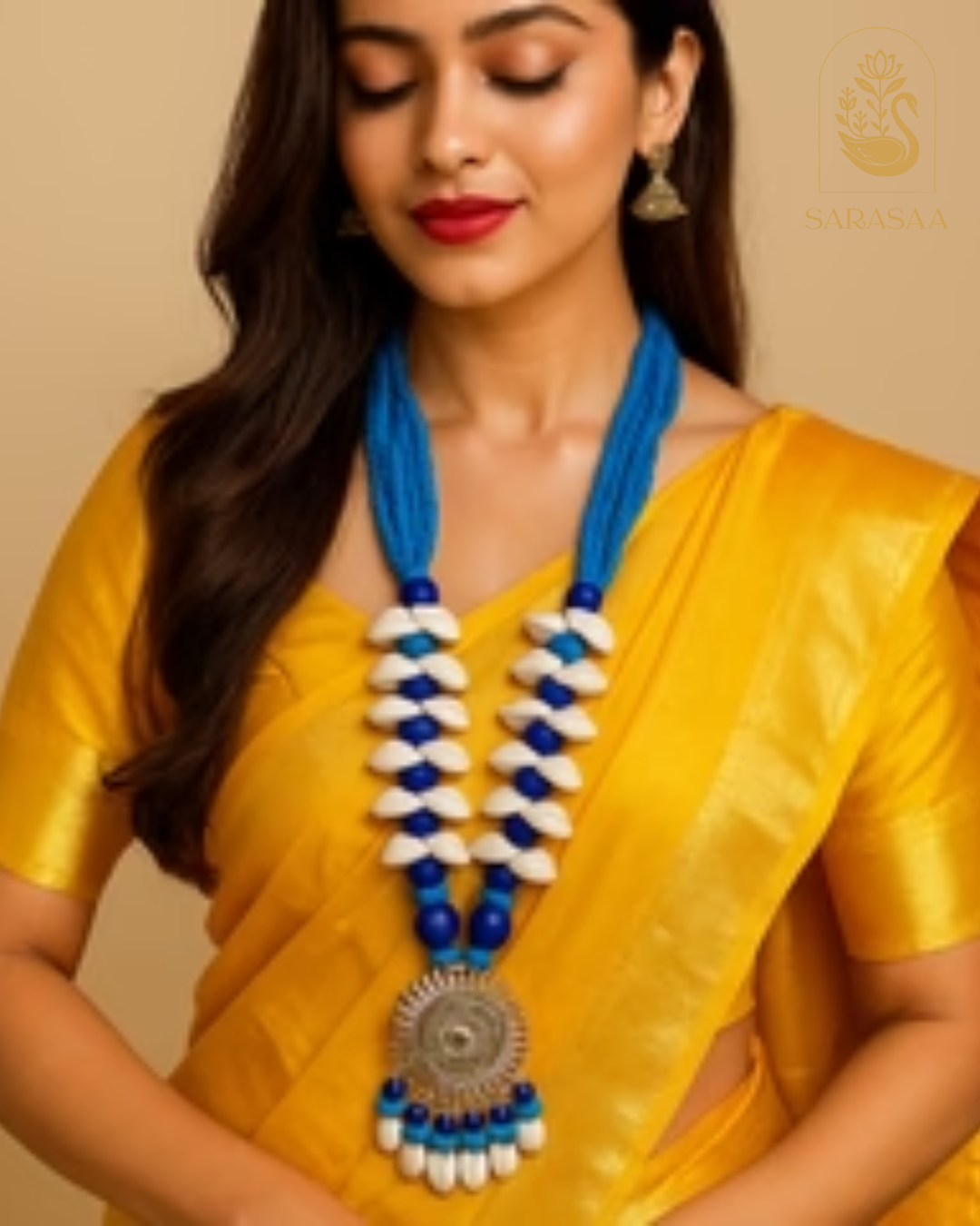 SarasaaFasion Blue Thread Shell Necklace Set with Sun-Shaped Pendant - 206