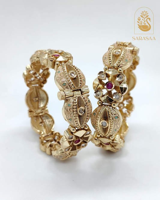 SarasaaFashion Exquisite Gold-Plated Kundan and Ruby Stone Bangle - 221