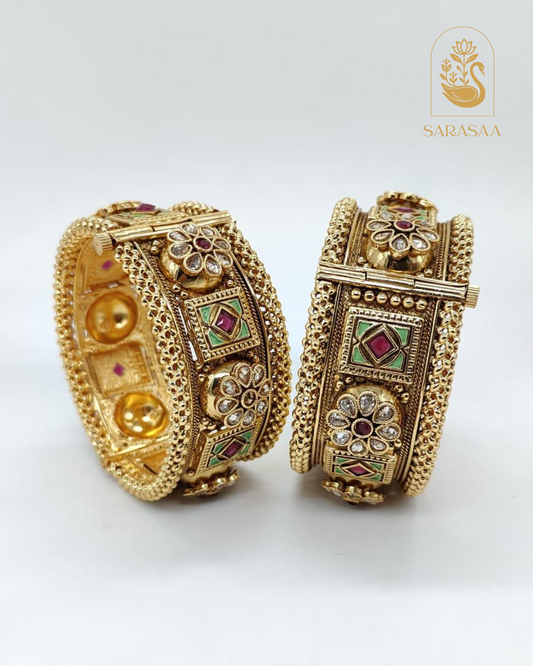Sarasaa Antique Gold Plated Rajwadi Kada Bangles with Stone Embellishments  - 264